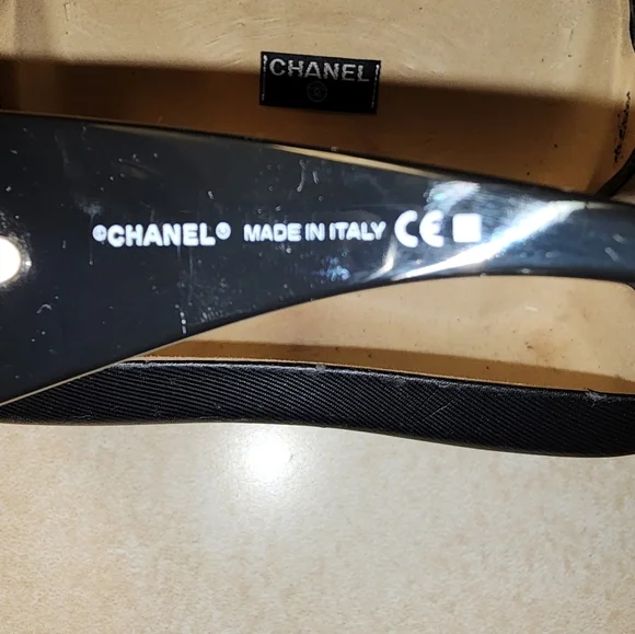 Authentic BLACK CHANEL SUNGLASSES/ SHADES - Picture 6 of 7